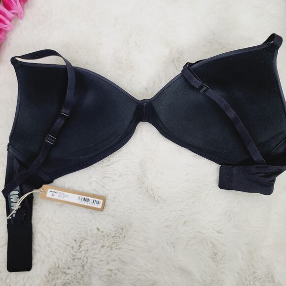 NEW Skims Black Onyx Wireless Lightly Lined Bra - Picture 7 of 11